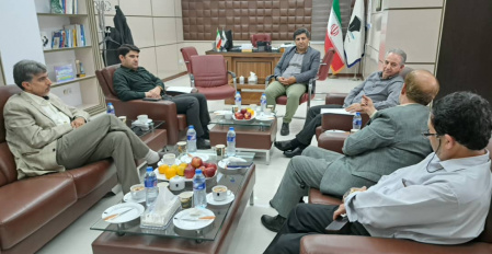 نشست مشترک دانشگاه علوم و فنون دریایی خرمشهر و اداره کل شیلات استان خوزستان برگزار شد.