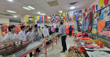 برگزاری تور فناوری و مدرسه کارآفرینی دانش‌آموزی هم‌زمان با آغاز ماه پژوهش و فناوری در دانشگاه علوم و فنون دریایی خرمشهر