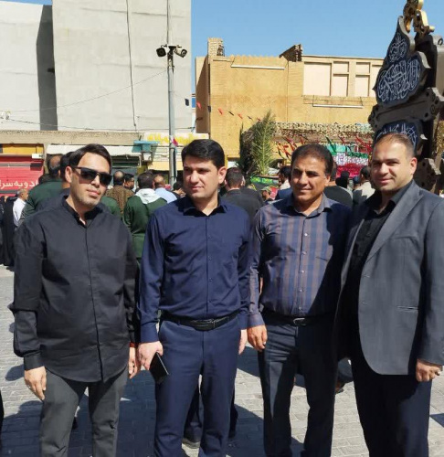 حضور رییس دانشگاه علوم و فنون دریایی خرمشهر در مراسم تشییع پیکر مطهر شهیده سیده عاطفه بعاج زاده از شهدای ۱۲ روز جنگ تحمیلی و حملات تروریستی رژیم صهیونیستی