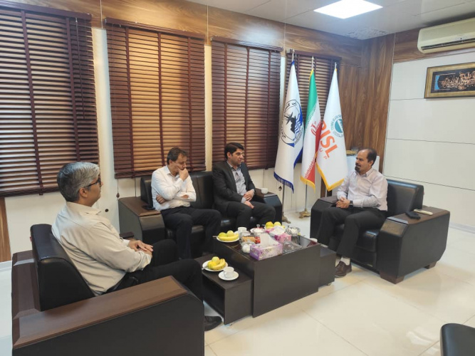 گامی دیگر در افزایش تعامل صنعت و دانشگاه، دیدار رئیس دانشگاه و هیئت همراه با مدیرعامل شرکت کشتی سازی اروندان