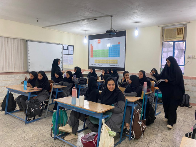 دانشجویان شیلات دانشگاه علوم و فنون دریایی خرمشهر، پیام‌آوران شیلاتی در مدارس آبادان و خرمشهر شدند.