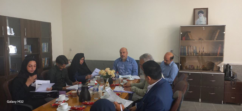 اولین جلسه کمیته علمی ستاد شهرستانی هفته پژوهش و فناوری شهرستان‌های خرمشهر و آبادان در محل معاونت پژوهش و فناوری دانشگاه علوم و فنون دریایی خرمشهر در روز شنبه ۱ آذرماه سالجاری برگزار شد.