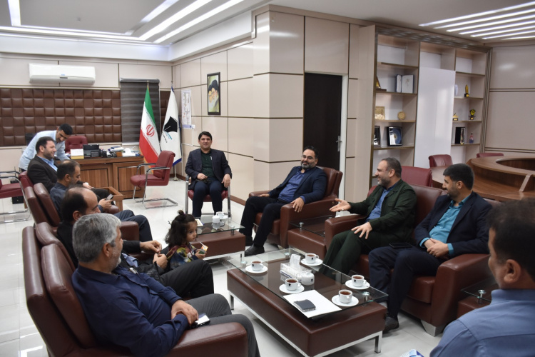 برگزاری مراسم تکریم و معارفه مسئول بسیج اساتید دانشگاه علوم و فنون دریایی خرمشهر