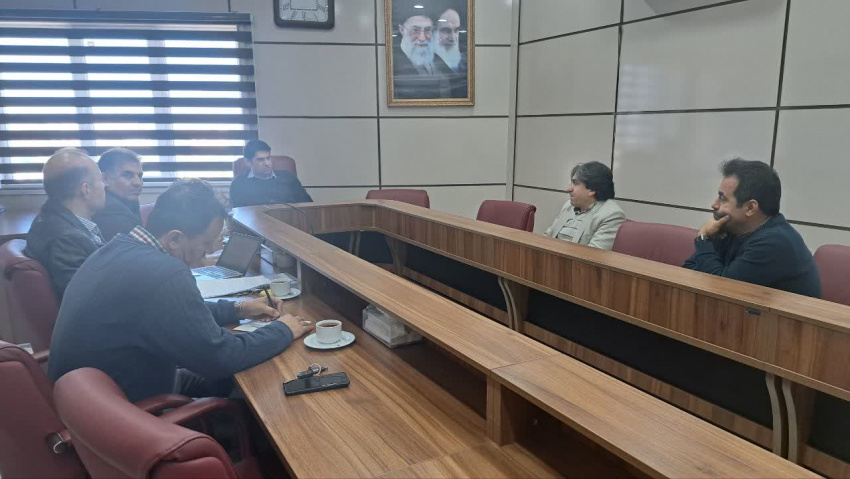 با اخذ مجوزهای مورد نیاز از وزارت علوم، تحقیقات و فناوری، دانشگاه علوم و فنون دریایی خرمشهر به زودی مرکز آزفای خویش را آماده پذیرش هنرجویان خواهد نمود.